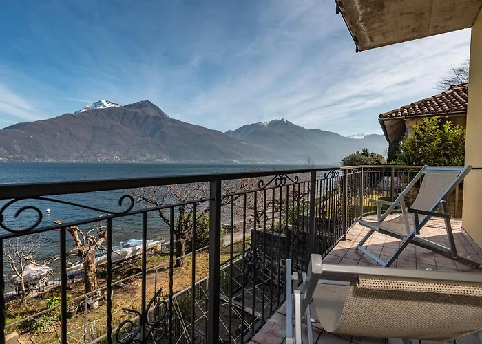 Luxury Casa Margherita アパート Pianello Del Lario